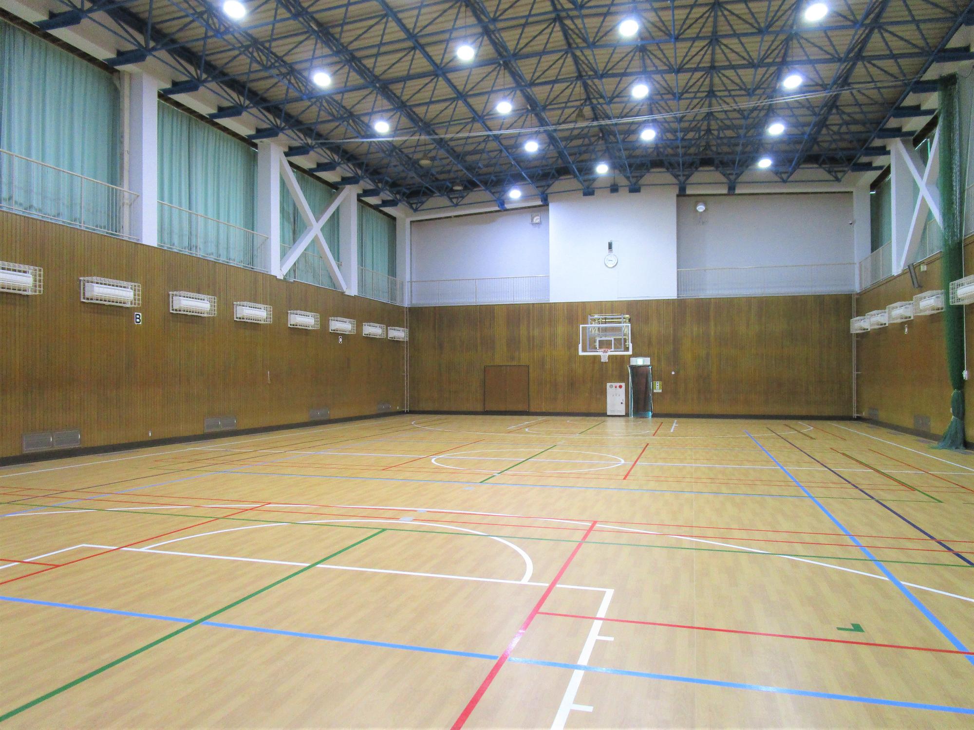 須磨体育館競技場の写真